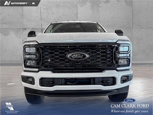2026 Ford F-350 Lariat (Stk: P15281) in Airdrie - Image 2 of 24