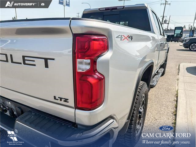 2023 Chevrolet Silverado 2500HD LTZ (Stk: P7118) in Olds - Image 10 of 24