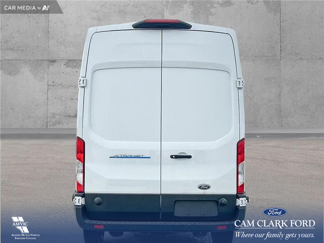 2023 Ford E-Transit-350 Cargo Base (Stk: 23AF2701) in Airdrie - Image 5 of 23
