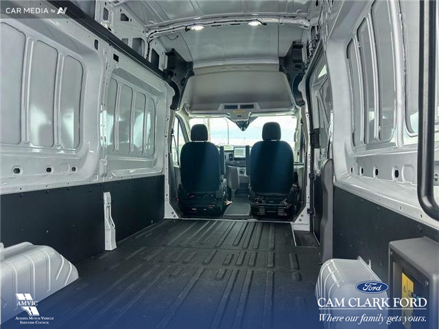 2023 Ford E-Transit-350 Cargo Base (Stk: 23AF2701) in Airdrie - Image 12 of 23