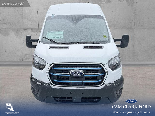2023 Ford E-Transit-350 Cargo Base (Stk: 23CT9553) in Canmore - Image 2 of 15