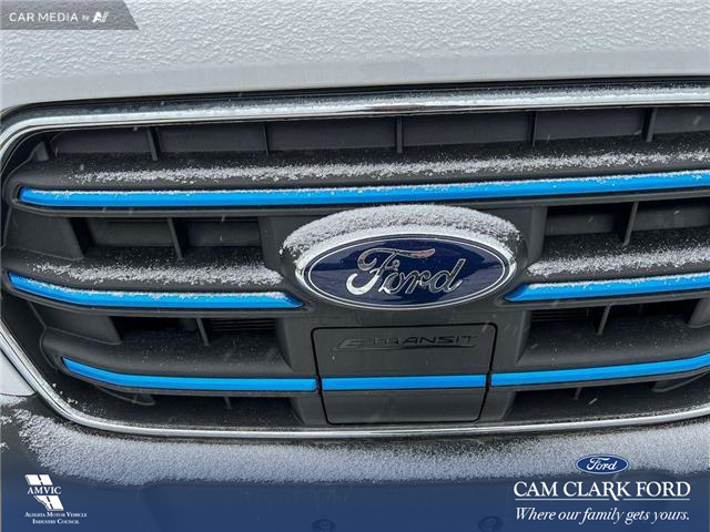 2023 Ford E-Transit-350 Cargo Base (Stk: 23CT9553) in Canmore - Image 10 of 15