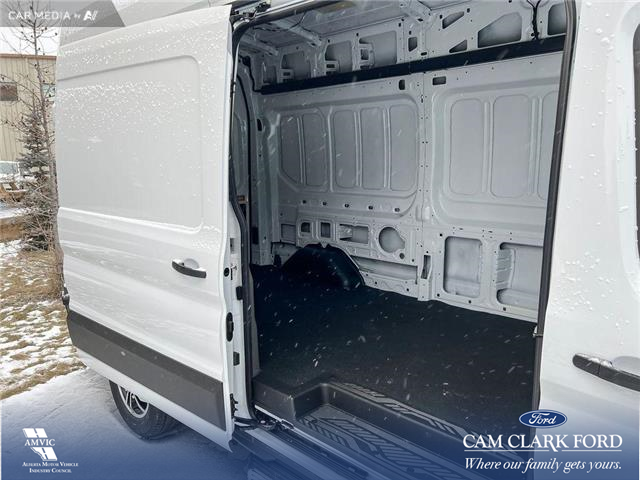 2023 Ford E-Transit-350 Cargo Base (Stk: 23CT9553) in Canmore - Image 14 of 15