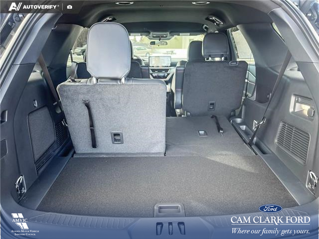 2026 Ford Explorer ST-Line (Stk: 26S1492) in Olds - Image 12 of 25