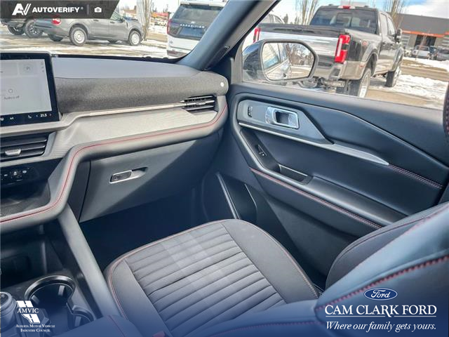 2026 Ford Explorer ST-Line (Stk: 26S1492) in Olds - Image 25 of 25