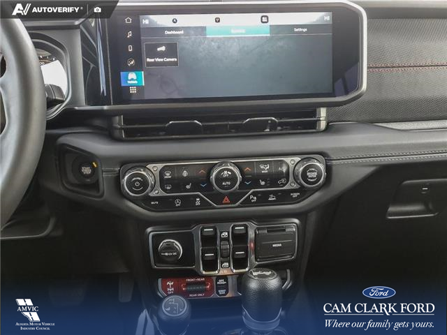 2024 Jeep Wrangler Rubicon (Stk: U38037) in Red Deer - Image 18 of 24