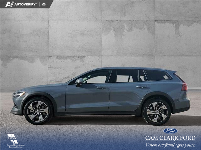 2024 Volvo V60 Cross Country B5 Plus (Stk: U38031) in Red Deer - Image 3 of 25