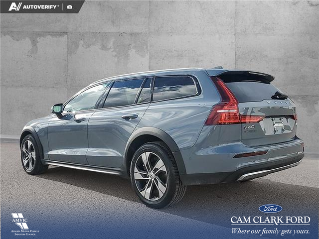 2024 Volvo V60 Cross Country B5 Plus (Stk: U38031) in Red Deer - Image 4 of 25
