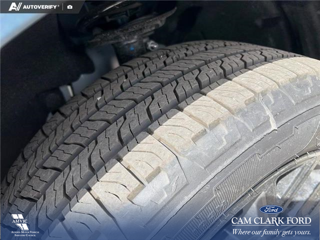 2026 Ford Maverick Lariat (Stk: 26AT8077) in Airdrie - Image 7 of 25