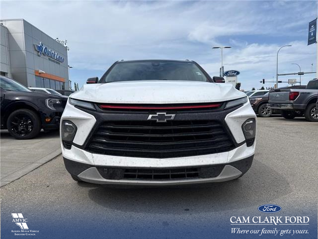 2023 Chevrolet Blazer True North (Stk: P7065) in Olds - Image 2 of 5