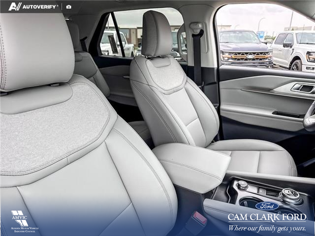 2026 Ford Explorer Active (Stk: 26S4555) in Red Deer - Image 22 of 25