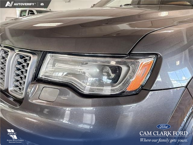 2019 Jeep Grand Cherokee Summit (Stk: P15178) in Airdrie - Image 8 of 25
