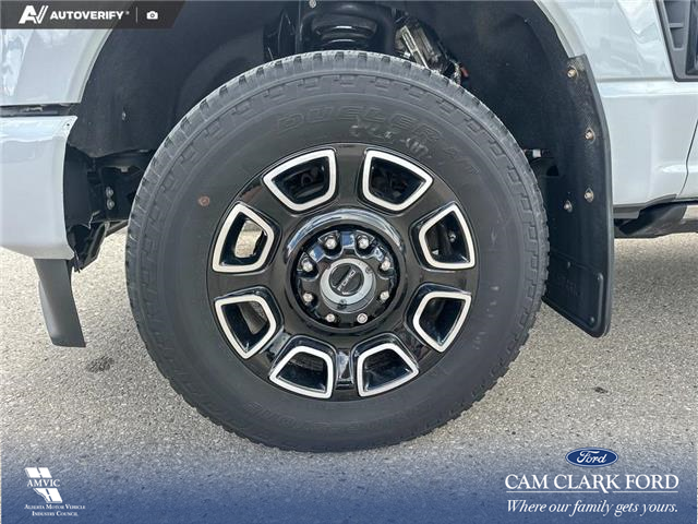2025 Ford F-350 Platinum (Stk: P7071) in Olds - Image 6 of 25