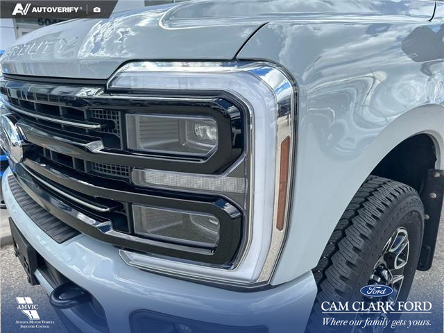 2025 Ford F-350 Platinum (Stk: P7071) in Olds - Image 8 of 25