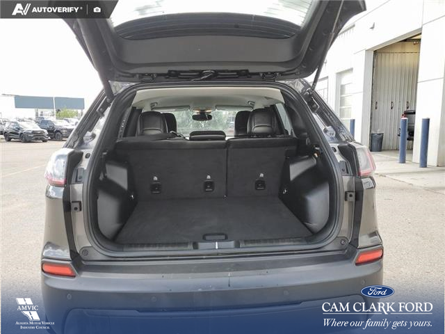 2023 Jeep Cherokee Altitude (Stk: U38152) in Red Deer - Image 12 of 25