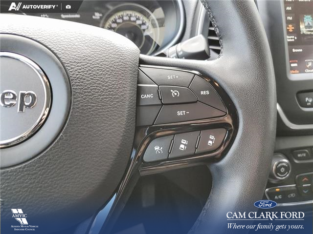 2023 Jeep Cherokee Altitude (Stk: U38152) in Red Deer - Image 16 of 25