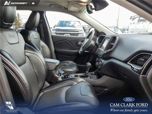 2023 Jeep Cherokee Altitude (Stk: U38152) in Red Deer - Image 22 of 25