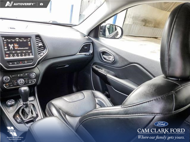 2023 Jeep Cherokee Altitude (Stk: U38152) in Red Deer - Image 25 of 25
