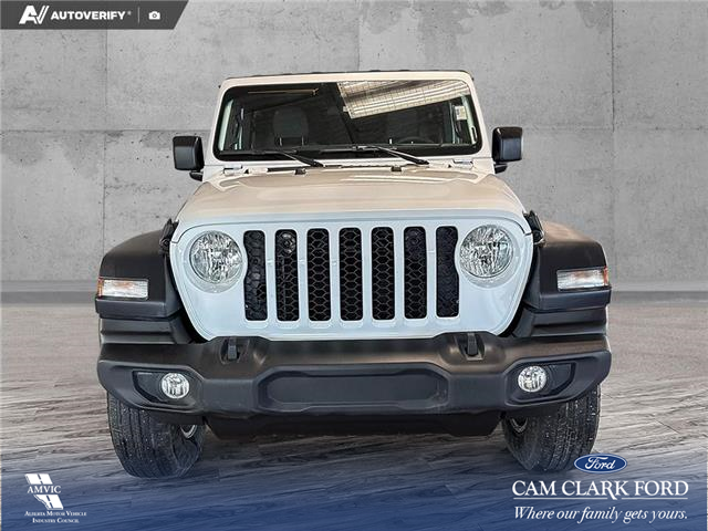 2024 Jeep Wrangler Sport (Stk: P15243) in Airdrie - Image 2 of 25