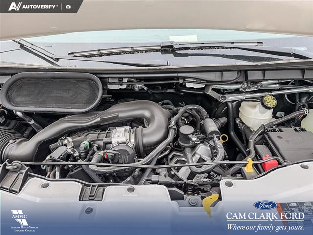 2025 Ford Transit-150 Cargo Base (Stk: 25AT1812) in Airdrie - Image 10 of 25