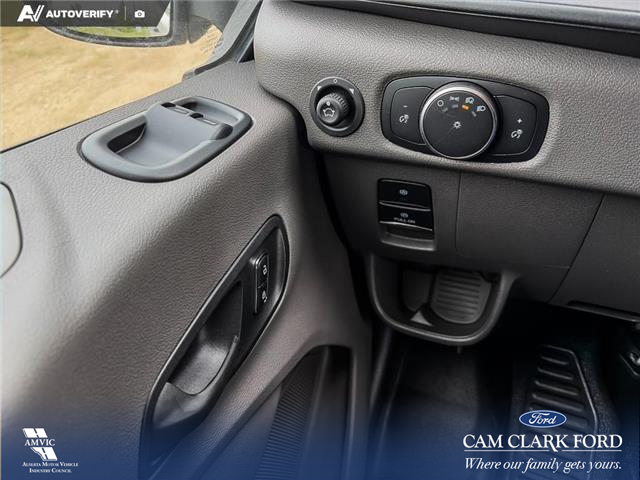 2026 Ford Transit-350 Cargo Base (Stk: 26AT0514) in Airdrie - Image 17 of 25