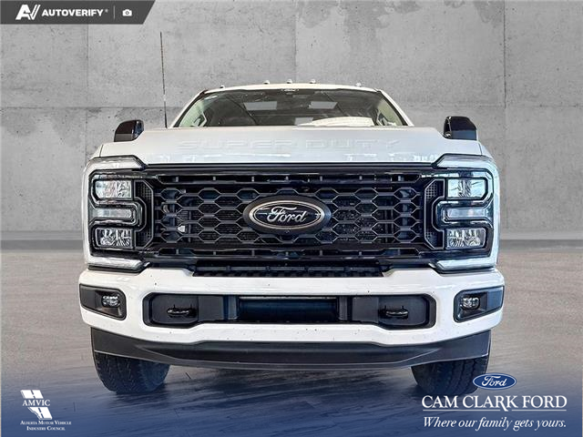2026 Ford F-350 Lariat (Stk: P15281) in Airdrie - Image 2 of 25