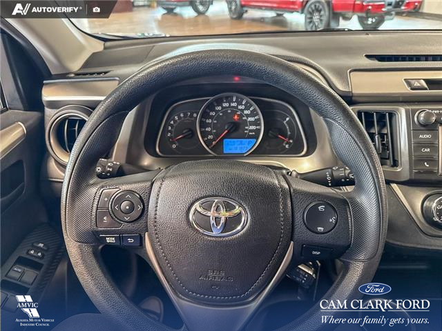 2015 Toyota RAV4 LE (Stk: P15302) in Airdrie - Image 14 of 25