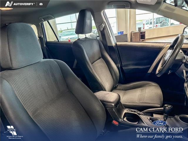 2015 Toyota RAV4 LE (Stk: P15302) in Airdrie - Image 22 of 25