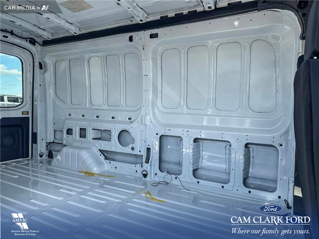 2025 Ford Transit-250 Cargo Base (Stk: 25T8236) in Olds - Image 23 of 25