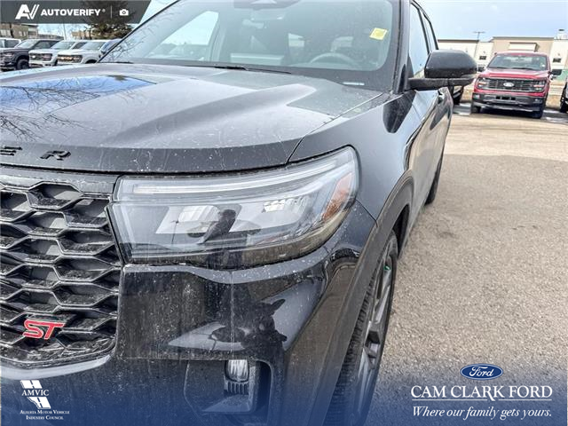 2026 Ford Explorer ST (Stk: 26S5420) in Red Deer - Image 8 of 25