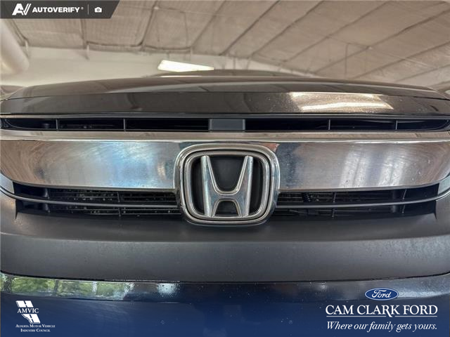 2016 Honda Civic Touring (Stk: P15143) in Airdrie - Image 9 of 25