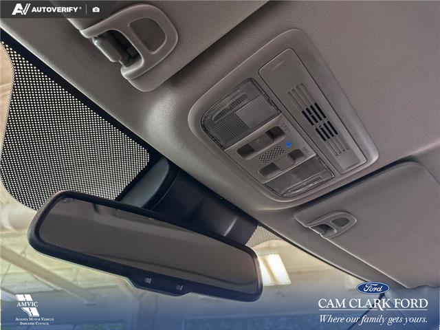 2016 Honda Civic Touring (Stk: P15143) in Airdrie - Image 21 of 25