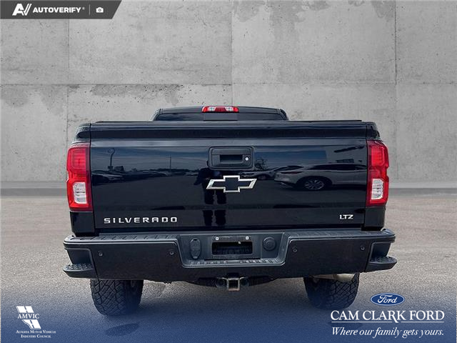 2018 Chevrolet Silverado 1500 2LZ (Stk: P1240) in Innisfail - Image 5 of 21