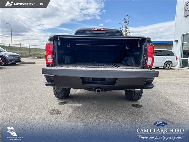 2018 Chevrolet Silverado 1500 2LZ (Stk: P1240) in Innisfail - Image 17 of 21