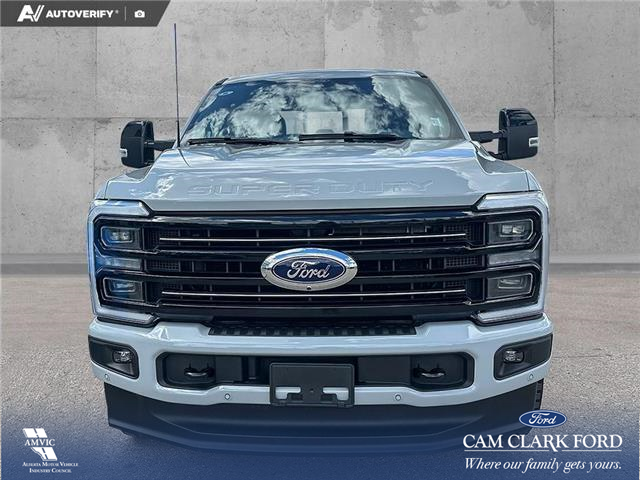2025 Ford F-350 Platinum (Stk: P7071) in Olds - Image 2 of 25
