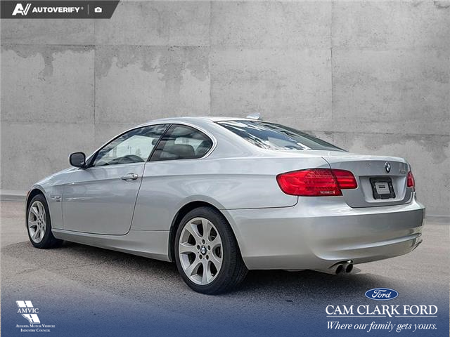 2011 BMW 328i xDrive (Stk: P7063) in Olds - Image 4 of 24 2011 BMW 328i xDrive (Stk: P7063) in Olds - Image 4 of 24