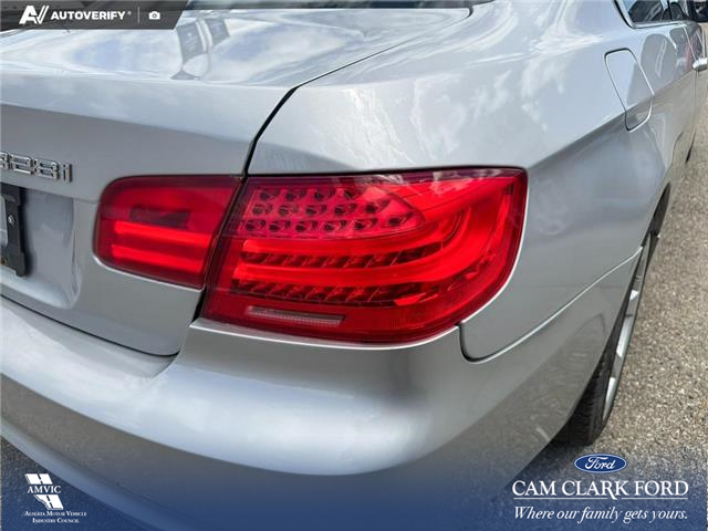 2011 BMW 328i xDrive (Stk: P7063) in Olds - Image 10 of 24 2011 BMW 328i xDrive (Stk: P7063) in Olds - Image 10 of 24
