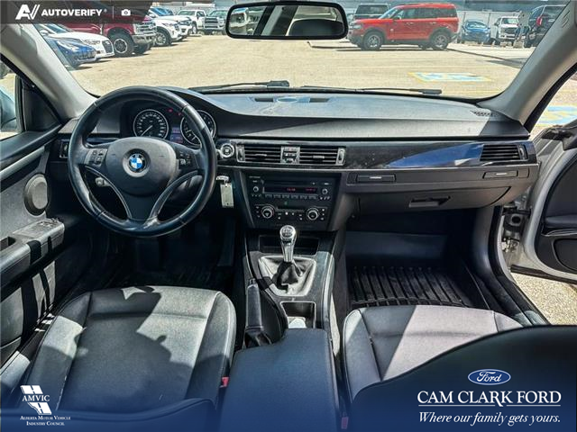 2011 BMW 328i xDrive (Stk: P7063) in Olds - Image 23 of 24 2011 BMW 328i xDrive (Stk: P7063) in Olds - Image 23 of 24