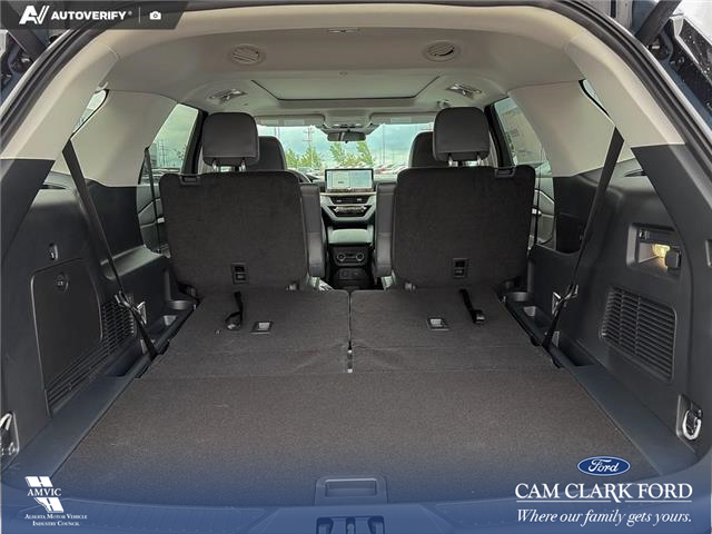 2026 Ford Explorer Active (Stk: 26AS4564) in Airdrie - Image 12 of 25