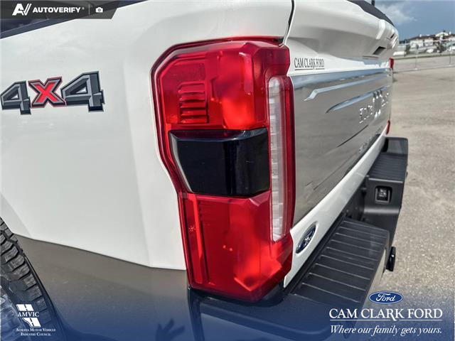 2026 Ford F-350 King Ranch (Stk: P15282) in Airdrie - Image 11 of 25