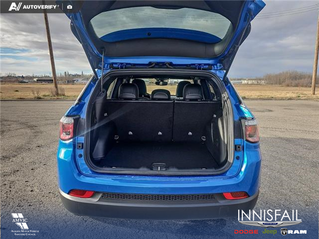 2026 Jeep Compass North (Stk: TJ002) in Innisfail - Image 10 of 24