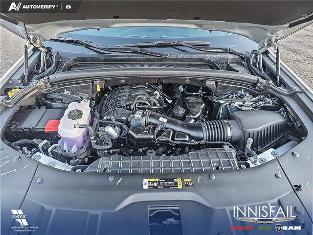 2025 Jeep Grand Cherokee Laredo (Stk: SJ058) in Innisfail - Image 9 of 24