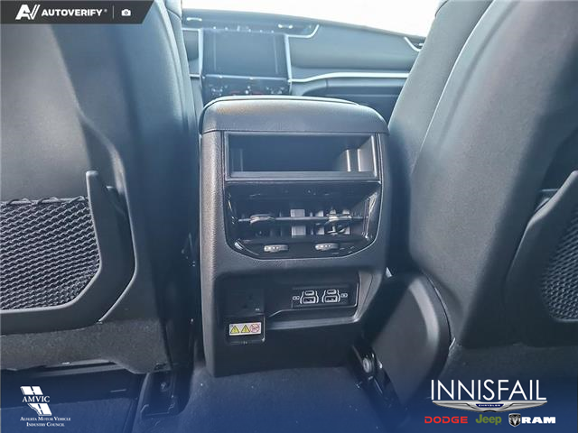 2025 Jeep Grand Cherokee Laredo (Stk: SJ058) in Innisfail - Image 20 of 24