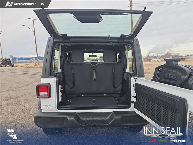 2026 Jeep Wrangler Sport (Stk: TJ023) in Innisfail - Image 10 of 24
