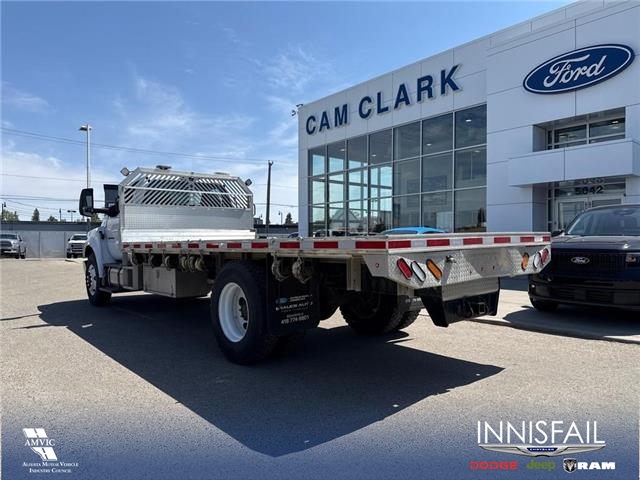 2023 Ford F-750 Diesel Base (Stk: P7064) in Olds - Image 4 of 5