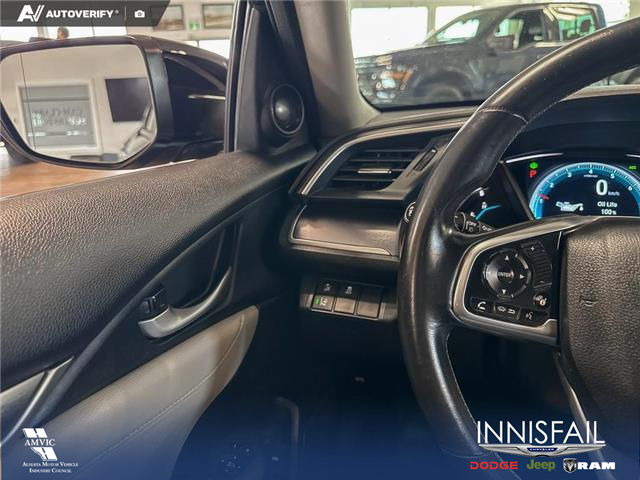 2016 Honda Civic Touring (Stk: P15143) in Airdrie - Image 17 of 25 2016 Honda Civic Touring (Stk: P15143) in Airdrie - Image 17 of 25