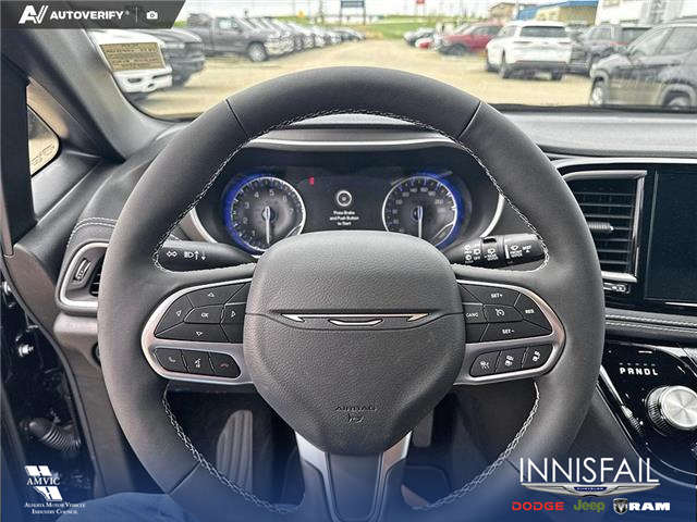 2027 Chrysler Pacifica Select (Stk: TC011) in Innisfail - Image 11 of 16