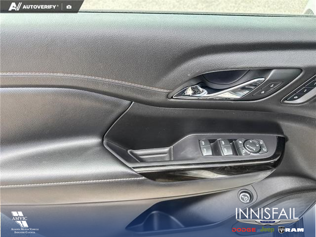 2022 GMC Acadia AT4 (Stk: P1245) in Innisfail - Image 7 of 19