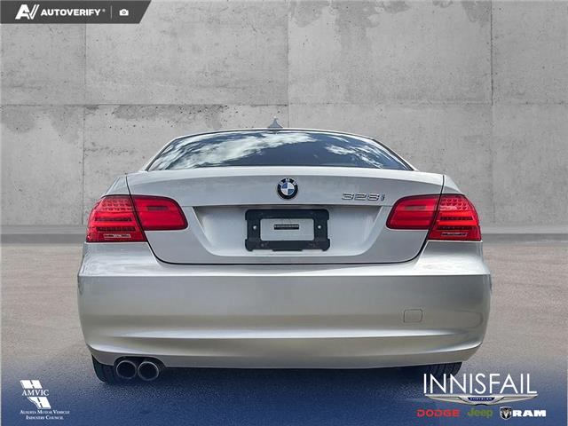 2011 BMW 328i xDrive (Stk: P7063) in Olds - Image 5 of 24