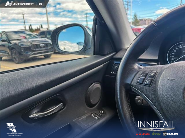 2011 BMW 328i xDrive (Stk: P7063) in Olds - Image 16 of 24